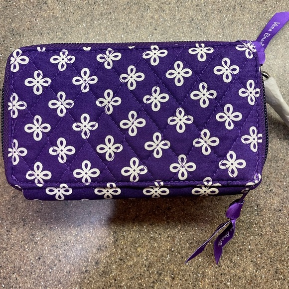 🆕 Vera Bradley Collegiate TCU Horned Frogs RFID All-In-One Crossbody Wallet - Picture 7 of 7